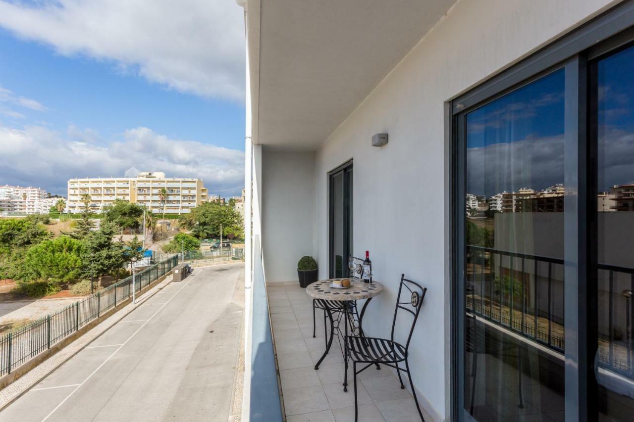 Lagos Marina Apartment With Pool & Gym المظهر الخارجي الصورة